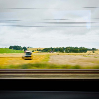 – Den mentale starten på dagen får jeg på toget. Ikke at jeg er noen bonde, men jeg liker å sitte og se på hvordan kornet utvikler seg, tenke «blir det en bra innhøsting?»